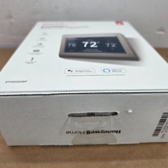 Honeywell Home RTH9585WF1004 Wi-Fi Smart Thermostat - Silver - Picture 2 of 10